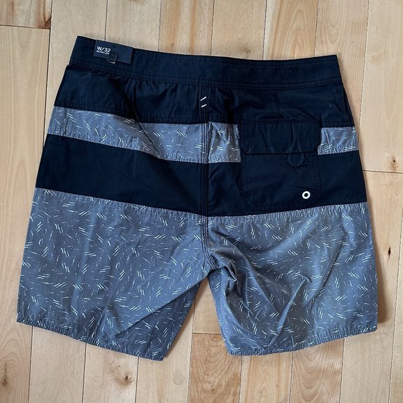 Men's Boardshort - Picture 3 of 4